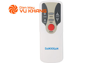 Dễ dàng điều khiển quạt từ xa với remote - Quạt điều hoà Daikiosan DKA-04000B